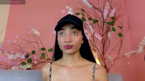 CHARLOTTE online show from 11-08-25, 11:14