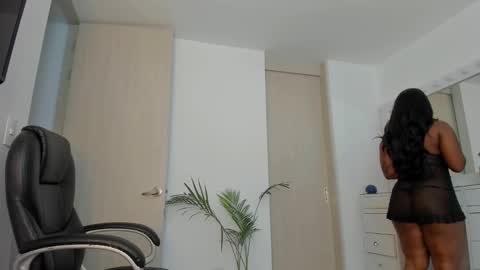 Snapshot of charlotte_tiller chatting on 03-07-26, 11:02 Yuli online show from 03-07-26, 11:02