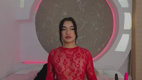 Charlote online show from 04-22-26, 02:47