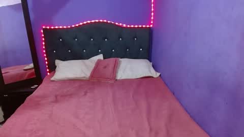 VALERIA online show from 12-17-24, 08:43