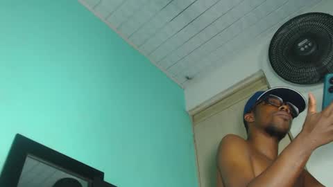 Snapshot of charly_vergonti_ chatting on 12-21-24, 11:11 charly_vergonti_ online show from 12-21-24, 11:11