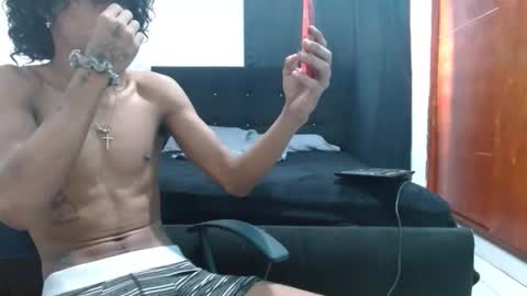 Snapshot of charlyblackmail chatting on 11-28-25, 01:14 charlyblackmail online show from 11-28-25, 01:14