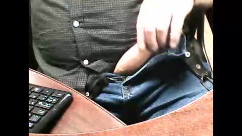 Snapshot of charmeur2672 chatting on 04-21-26, 09:37 charmeur2672 online show from 04-21-26, 09:37