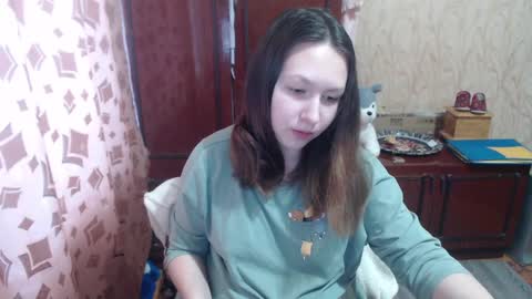 Snapshot of charming_ass chatting on 12-20-24, 10:49 Maria and Maik online show from 12-20-24, 10:49