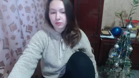 Snapshot of charming_ass chatting on 01-16-25, 05:21 Maria and Maik online show from 01-16-25, 05:21