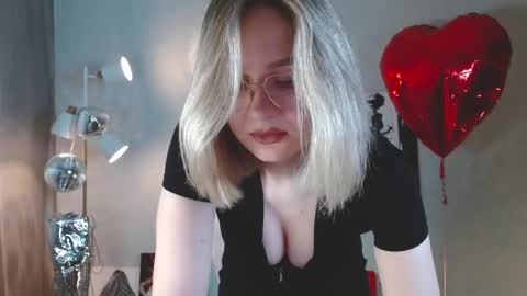 Michelle  online show from 03-20-26, 02:05