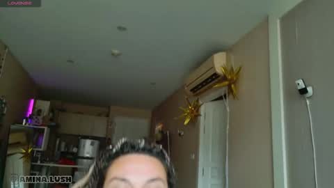 Snapshot of charming_sexuality chatting on 11-06-25, 05:30 insta online show from 11-06-25, 05:30