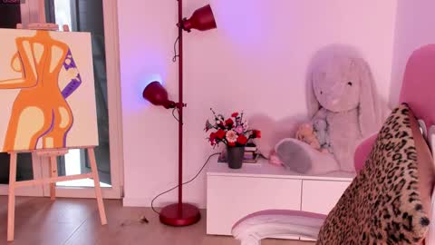 Snapshot of charming_snake_ chatting on 03-05-26, 10:44 Victoria online show from 03-05-26, 10:44