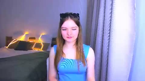 Im Eva online show from 06-18-26, 04:13
