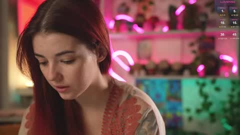 Snapshot of charmings_054 chatting on 02-23-25, 05:18 Belle and Miley online show from 02-23-25, 05:18