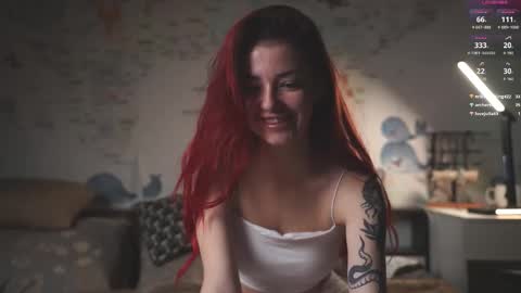 Snapshot of charmings_054 chatting on 10-27-25, 06:12 Belle and Miley online show from 10-27-25, 06:12