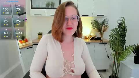 Snapshot of charmygrace chatting on 04-25-26, 11:57 Grace online show from 04-25-26, 11:57