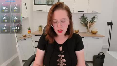 Snapshot of charmygrace chatting on 06-05-26, 02:01 Grace online show from 06-05-26, 02:01