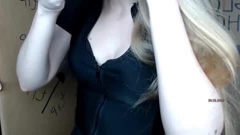 Anna online show from 02-28-26, 12:17