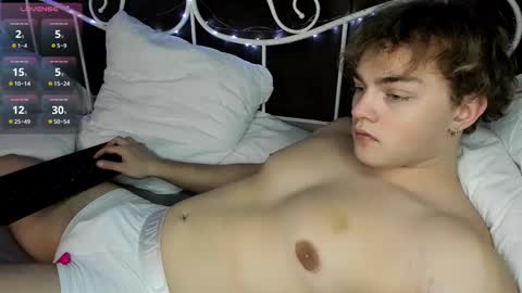 Snapshot of chase_muscular chatting on 03-01-26, 08:05 Chase online show from 03-01-26, 08:05