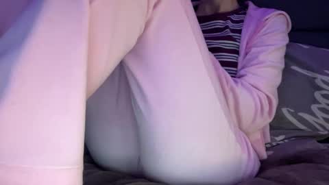 Vicky online show from 04-19-26, 07:38