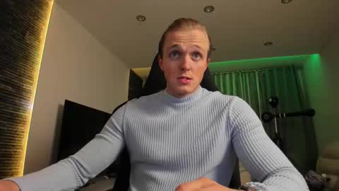 Chase Reed online show from 12-13-25, 07:53