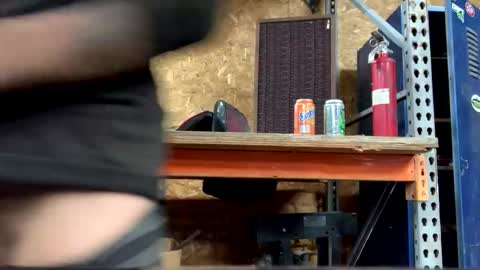 Snapshot of chaseybo chatting on 12-28-24, 08:04 Help me cum online show from 12-28-24, 08:04