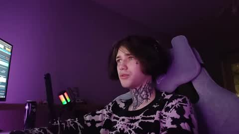 Ryan online show from 12-19-25, 01:56