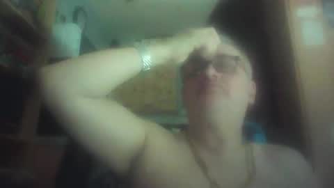 lee online show from 04-17-26, 01:19