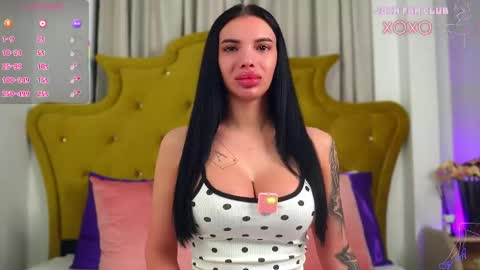 Snapshot of chaturbarbie_ chatting on 05-14-26, 02:07 Velma online show from 05-14-26, 02:07