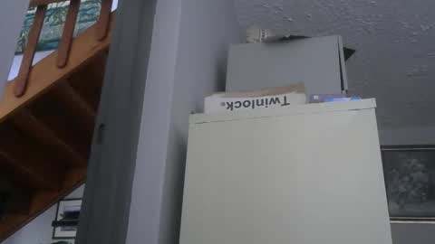 Snapshot of chaturbatordeluxe chatting on 12-19-25, 04:36 chaturbatordeluxe online show from 12-19-25, 04:36