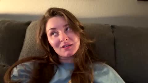 Snapshot of chatwithbri chatting on 05-31-26, 03:41 Bri online show from 05-31-26, 03:41