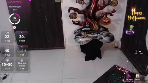 CHAYLA VICTORIA RUIZ  online show from 10-28-25, 11:07