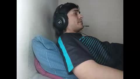 Snapshot of chaynochayno chatting on 04-12-26, 07:13 OnlyChayno online show from 04-12-26, 07:13