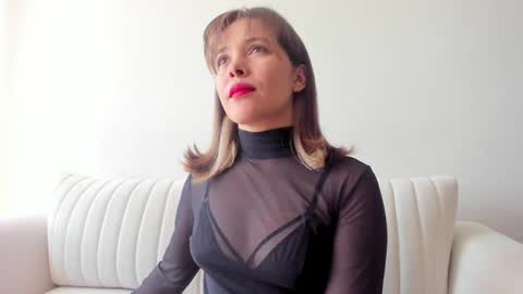 Regina Phalange online show from 01-21-25, 05:30