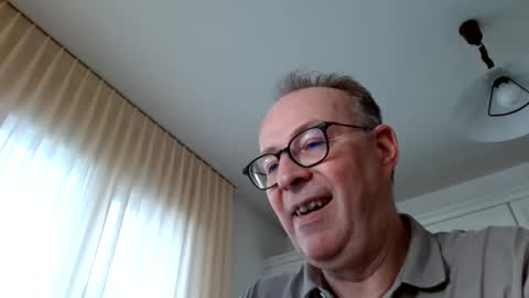 cheer2u online show from 01-16-25, 03:02