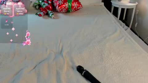 cheezy_cream online show from 12-22-25, 03:14