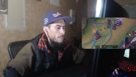 Snapshot of chelseagrinox chatting on 02-18-26, 06:53 Chelsea online show from 02-18-26, 06:53