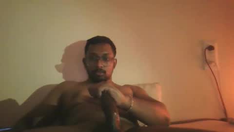 Snapshot of chennaibull1011 chatting on 02-26-26, 06:07 chennaibull1011 online show from 02-26-26, 06:07