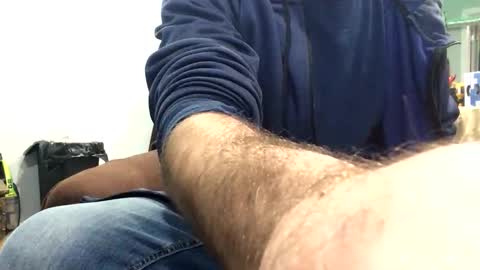 Snapshot of chenovich chatting on 11-20-25, 04:01 chenovich online show from 11-20-25, 04:01