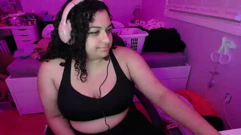 Snapshot of chericheesecake chatting on 09-20-25, 04:24 chericheesecake online show from 09-20-25, 04:24