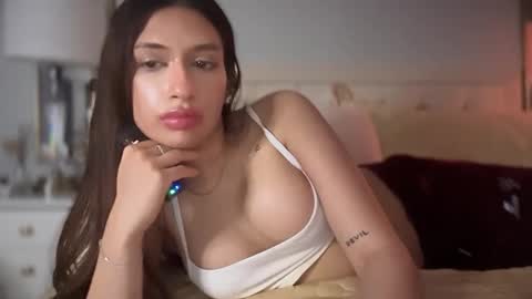 cherliecarmen online show from 10-10-25, 08:24
