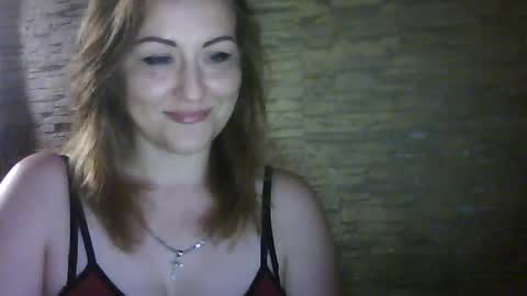 Snapshot of cherry04383 chatting on 07-01-26, 01:29 cherry04383 online show from 07-01-26, 01:29