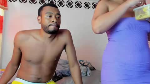 Snapshot of cherry_chocolate chatting on 05-04-26, 08:27 hot cherry and tasty chocolate online show from 05-04-26, 08:27