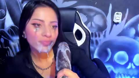 Snapshot of cherry_jenklins87 chatting on 07-01-26, 05:12 cherry jenklins87 online show from 07-01-26, 05:12