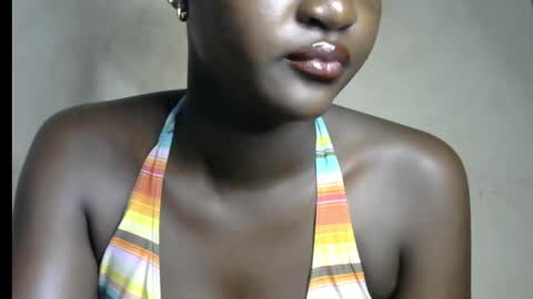 Snapshot of cherry_kissxx chatting on 01-18-26, 08:18 Ruth online show from 01-18-26, 08:18