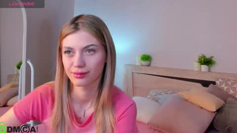 cherry_pr1ce online show from 12-22-25, 12:18