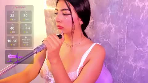 Snapshot of cherry_skinnyy_ chatting on 06-29-26, 10:10 cherry online show from 06-29-26, 10:10
