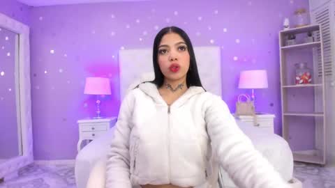 Sussan Cherry  online show from 02-20-25, 06:06