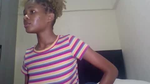 Snapshot of cherryblossom2002 chatting on 03-01-26, 04:09 Cherryblossom2002 online show from 03-01-26, 04:09