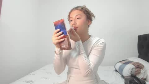 cherryblossom_23 online show from 04-06-26, 11:27