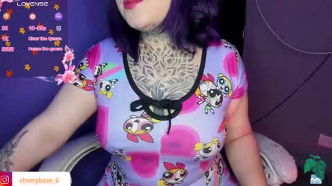  dayis independent model  online show from 01-06-25, 08:03