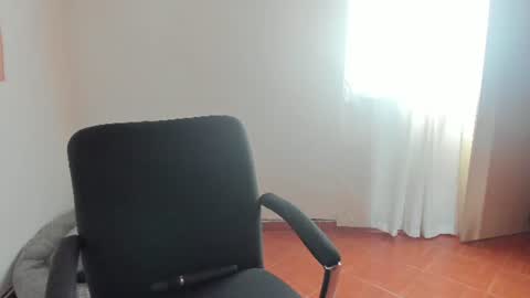 Snapshot of cherrybr_ chatting on 06-19-26, 03:16 Cherry Lady online show from 06-19-26, 03:16