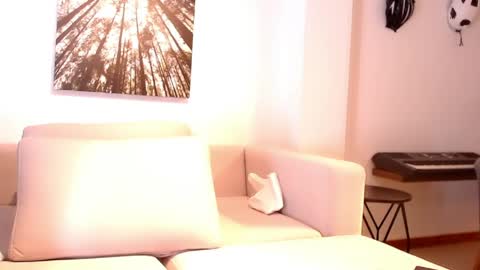 Anna online show from 04-04-26, 02:47