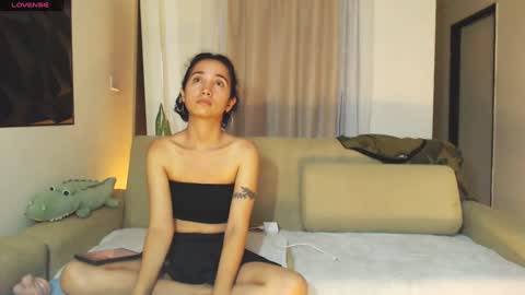 Snapshot of cherryl_b chatting on 12-04-24, 03:26 Cereza online show from 12-04-24, 03:26